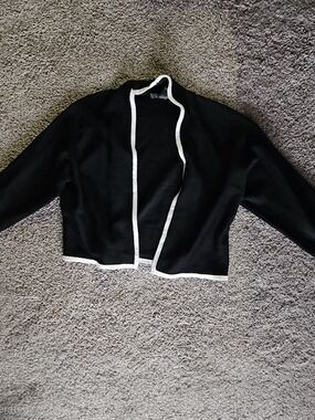 Lauren Ralph Lauren Black Open-Front Cropped Cardigan with White Trim